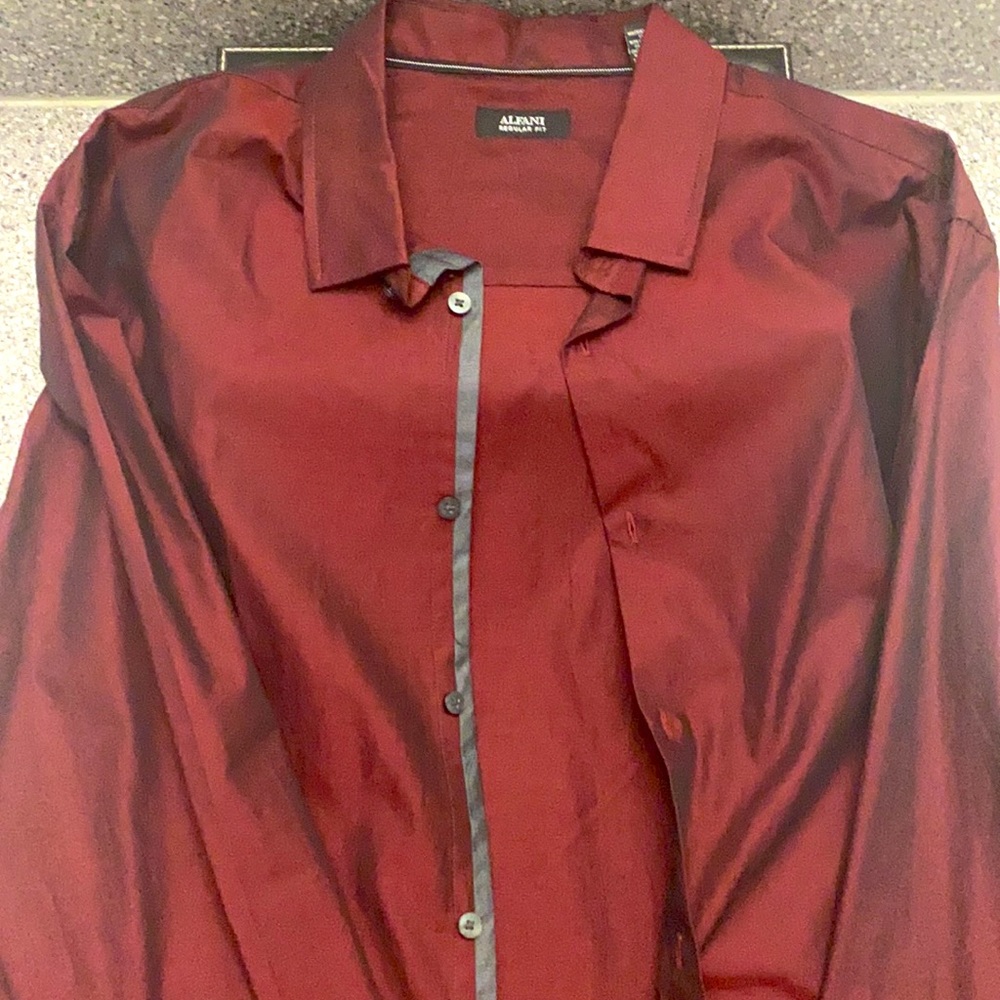 Men’s XL Alfani Dress Shirt Never Worn